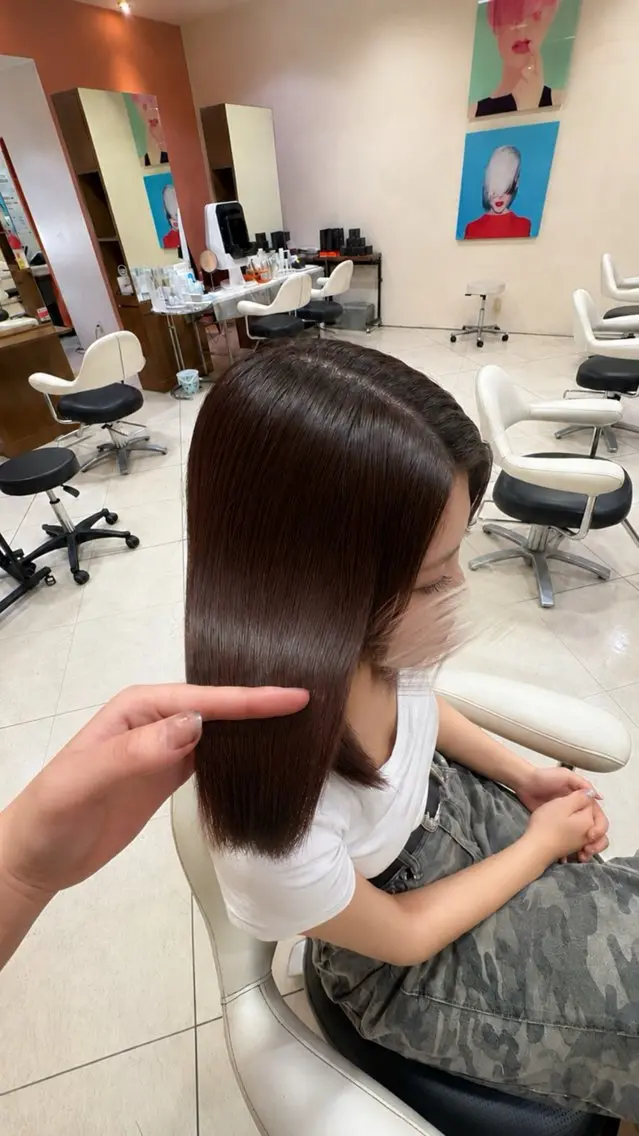 ミディアム 石原 莉佳のヘアスタイル