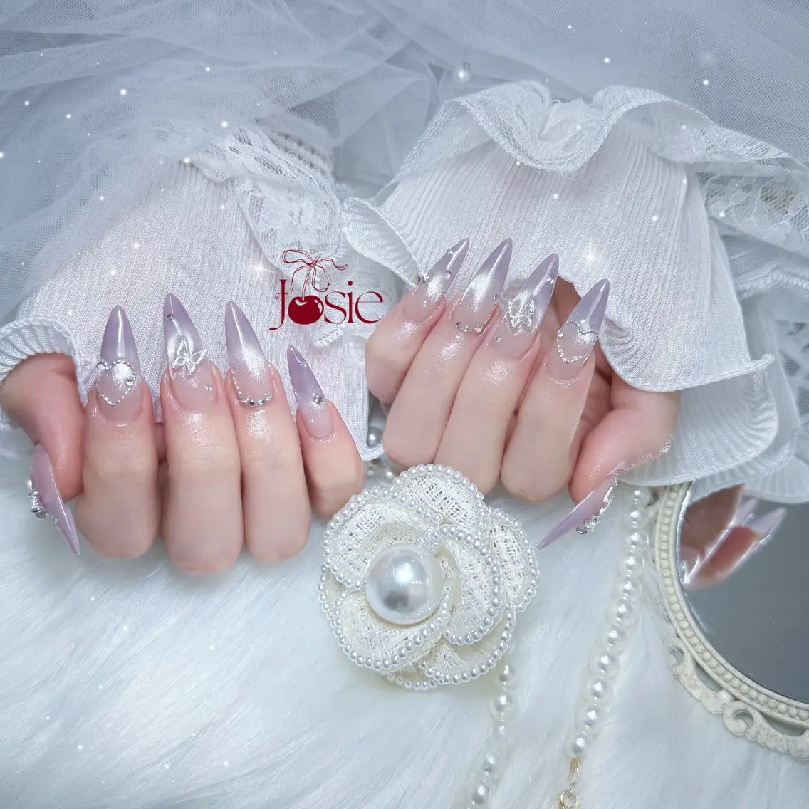 ネイル キラキラネイル 韓国ネイル 持ち込み ワンホンネイル ハンドネイル JOSIE nail studioのネイルデザイン
