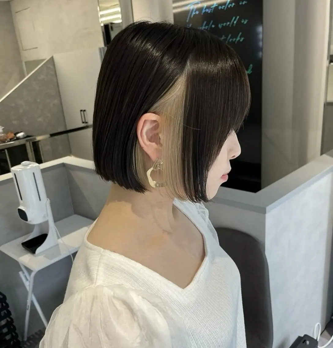 ショート カラー ハイトーン×似合わせ Shoseiのヘアスタイル