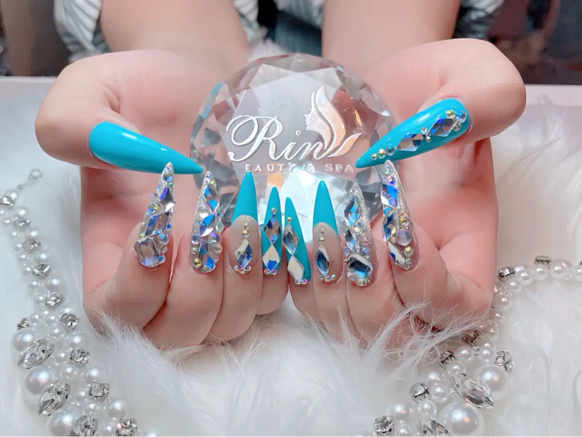 ネイル オーロラネイル チークネイル 桜ネイル クリアネイル ドット ハンドネイル Rin Nail Shinokuboのネイルデザイン