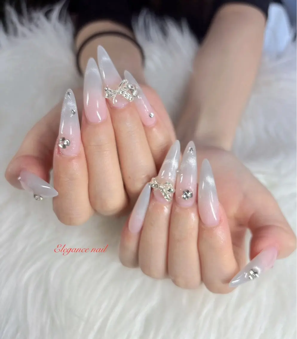 ネイル Elegance Nail本厚木店舗のネイルデザイン