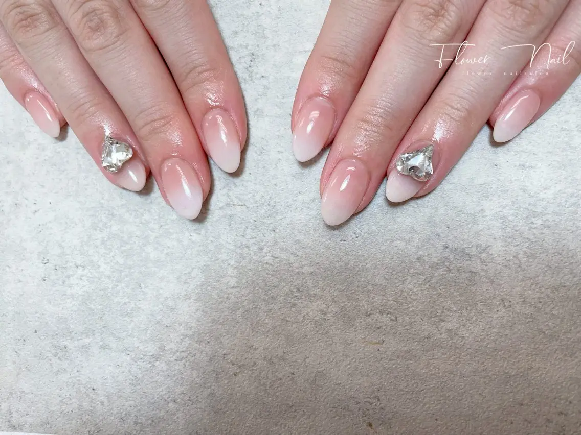 ネイル Flower nailのネイルデザイン