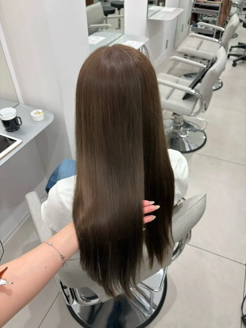 ロング 透明感color♡ Ibukiのヘアスタイル