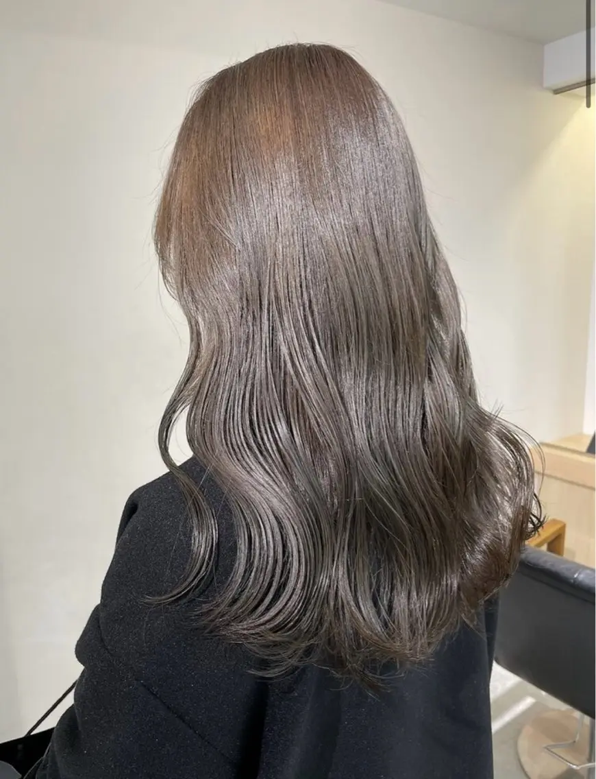 ロング 本田 マナミのヘアスタイル