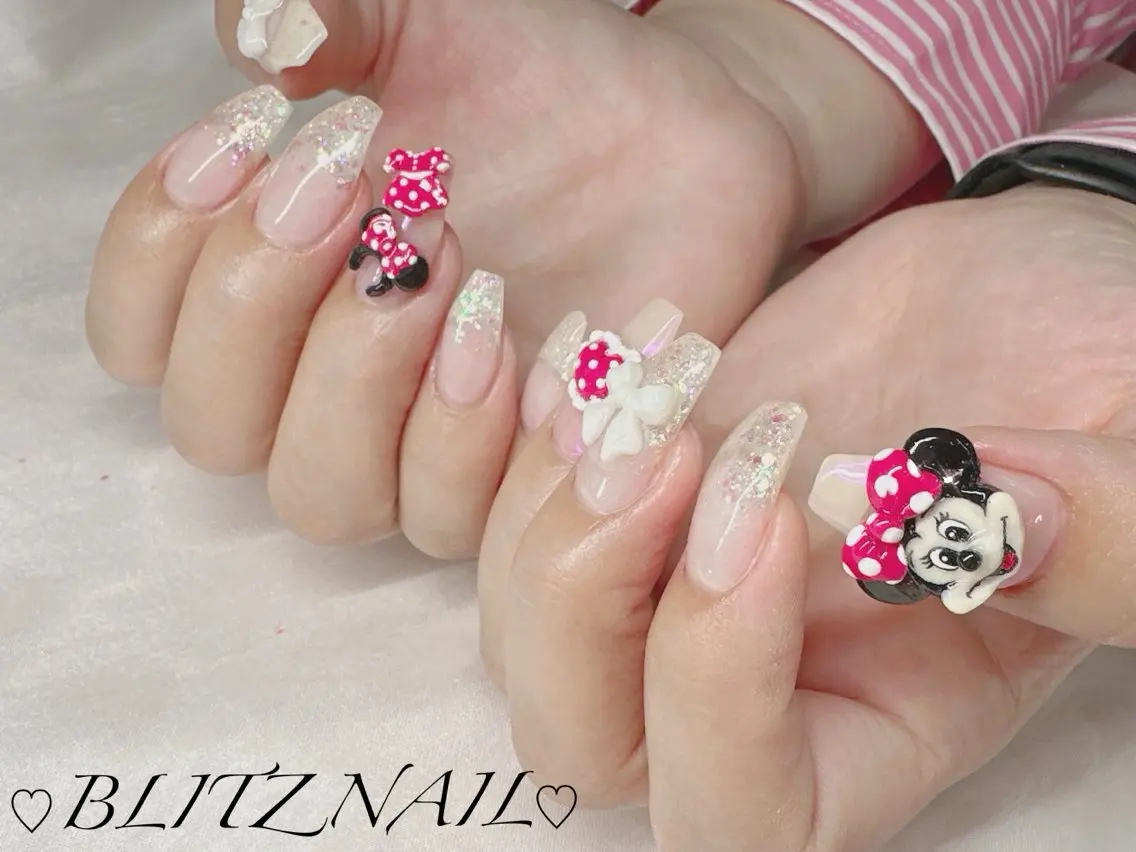 ネイル BLITZ Nail 岩田💅🏻✨のネイルデザイン