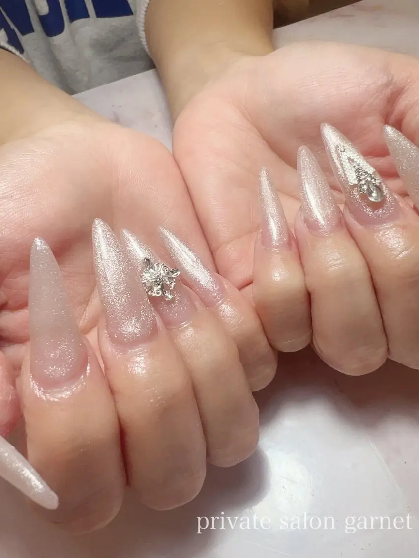 ネイル ロングネイル マグネットネイル スカルプネイル Garnet nailのネイルデザイン
