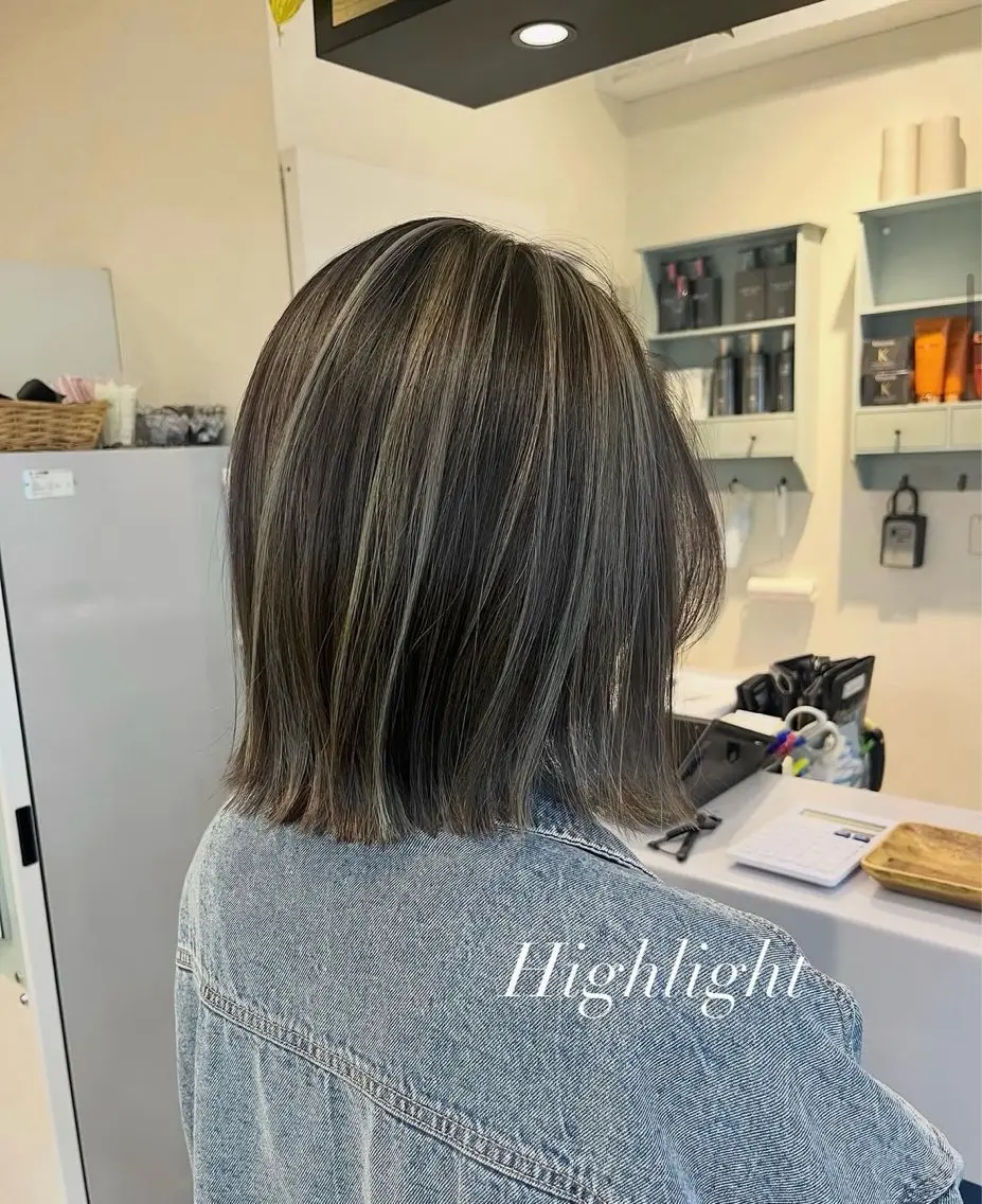 ショート カラー ハイライトカラー ハイライト ヘアカラー トリートメント N°+aero 🤍ユメのヘアスタイル