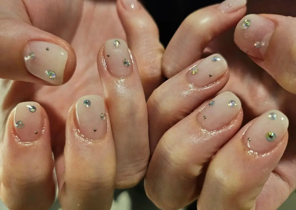 ネイル アートネイル ジェルネイル グラデーション キラキラネイル オフィスネイル ハンドネイル puku nail 🌼kazu🌼のネイルデザイン