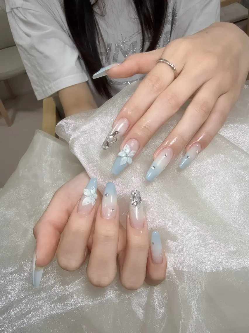 ネイル Nail Bloom横浜西口店のネイルデザイン