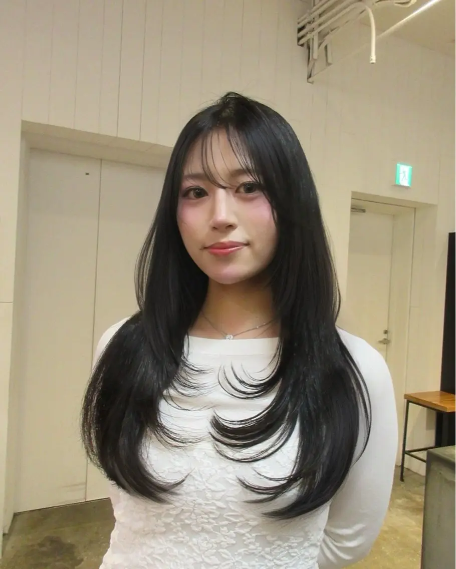 【暗髪カラー】透明感トーンダウンカラー +内部補修トリートメント🌙🤍の写真