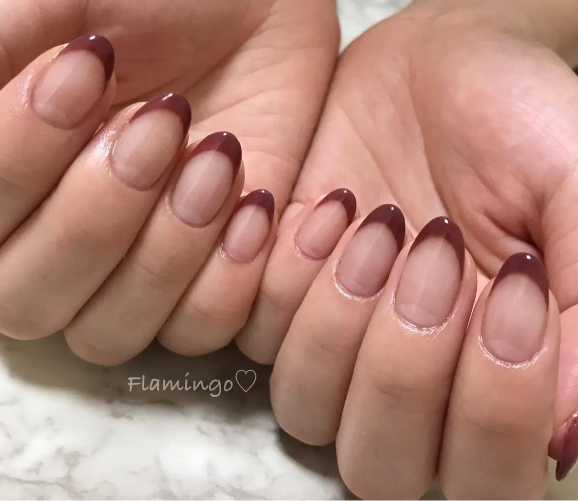 ネイル ボルドー フレンチネイル ジェルネイル オフィスネイル シンプルネイル フィルイン/爪育成♡ 40代からのサロンのネイルデザイン