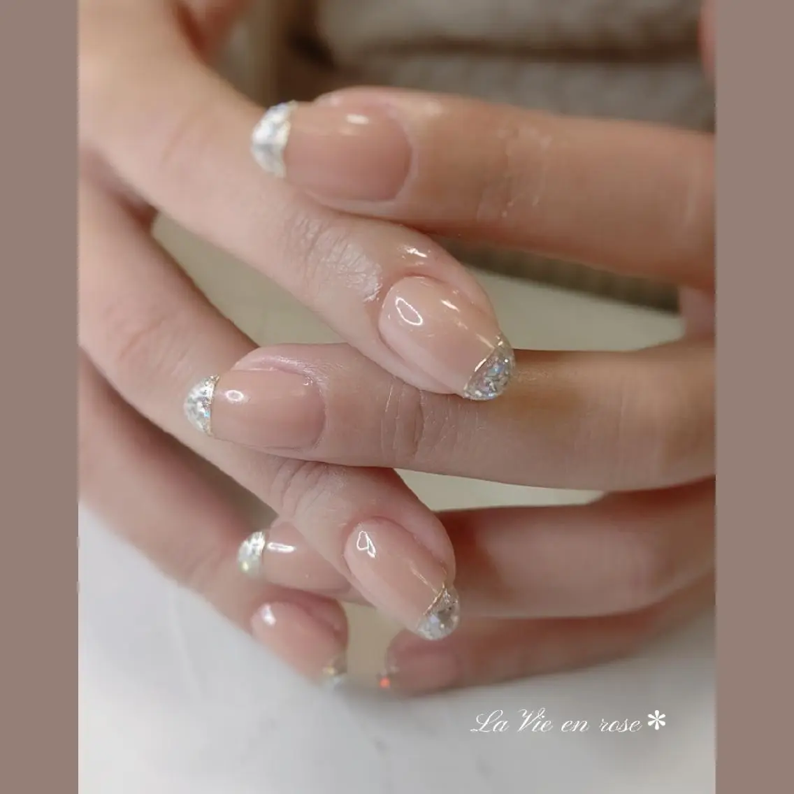 ネイル フレンチネイル ミラーネイル ラヴィアン ローズのネイルデザイン
