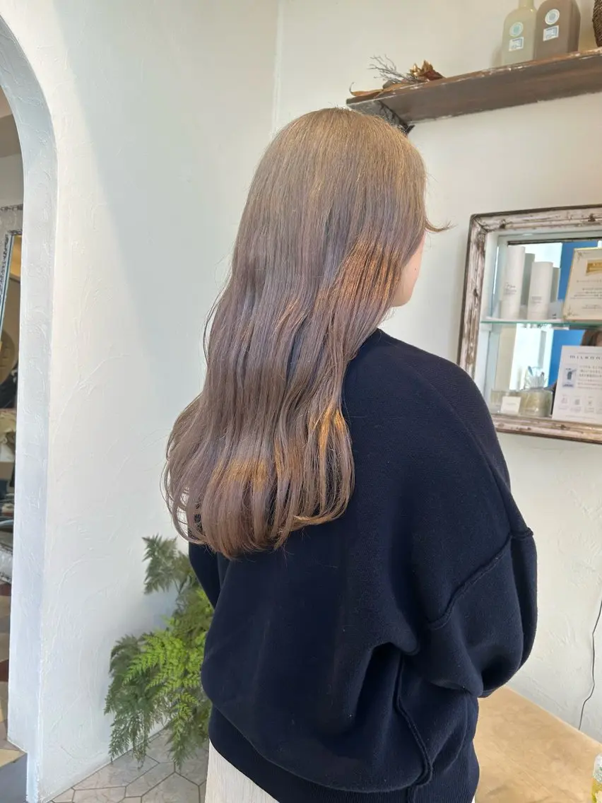 ロング 柳川沙羅 🌿透明感カラーのヘアスタイル
