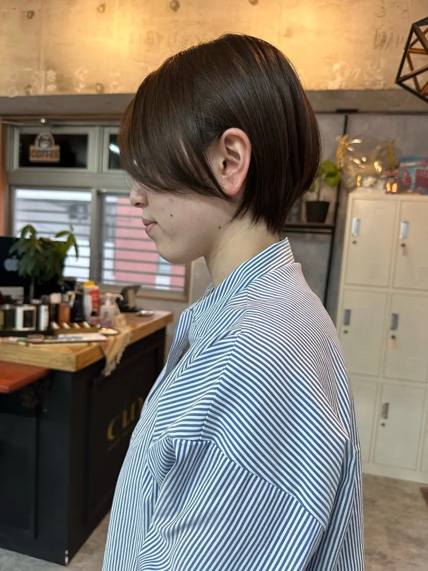 ショート 切りっぱなしボブ ショートボブ ハンサムショート 丸みショート ボブ モテ髪/ボブ/ショー ト/アダチフウトのヘアスタイル
