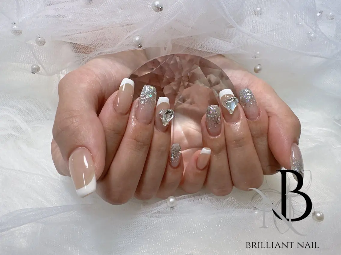 ネイル フレンチネイル ハンドネイル ハンドケア brilliant nail💎あやのネイルデザイン