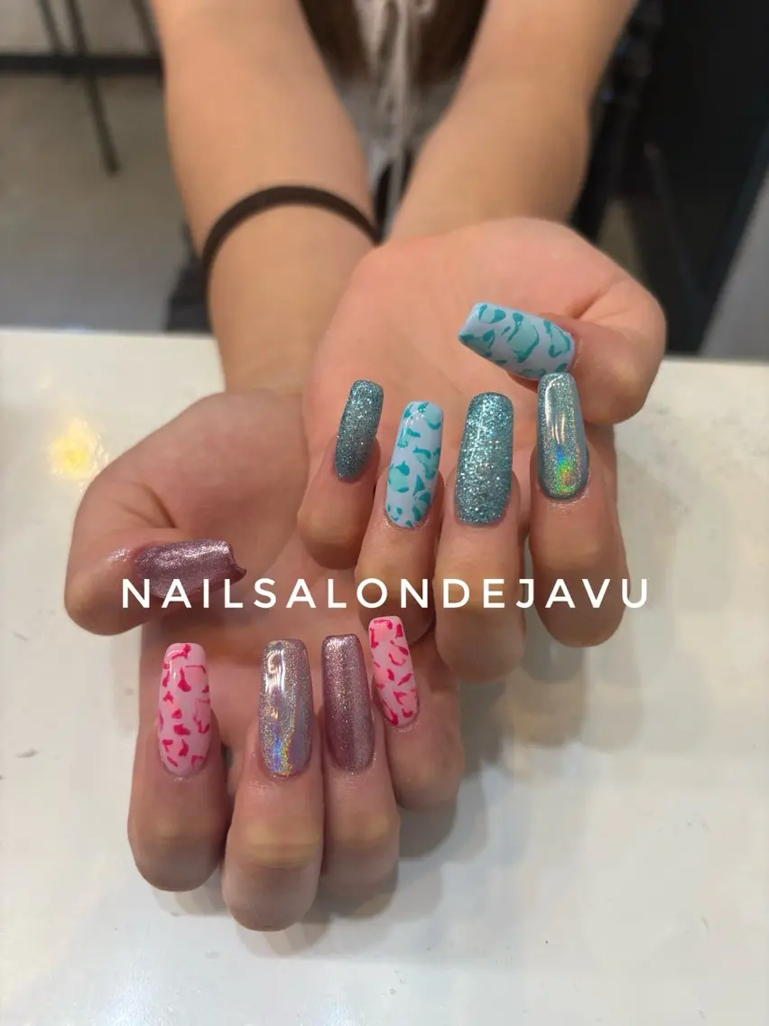 ネイル 長さ出し ハンドネイル Nailsalon Dejavuのネイルデザイン