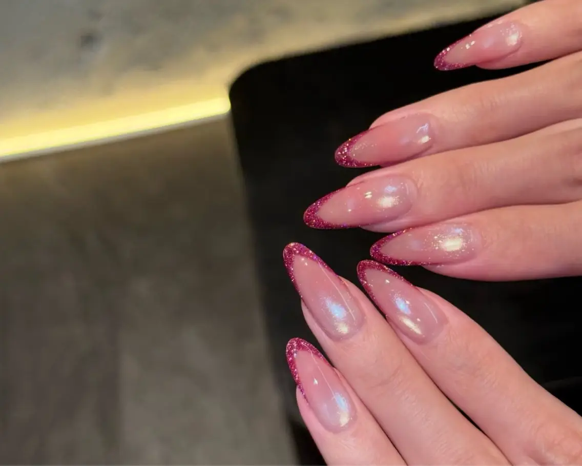 ネイル ブラウン フットネイル フレンチネイル グラデーション 氷ネイル・うるうるネイル ハンドネイル Mixx Nail_ Studioのネイルデザイン