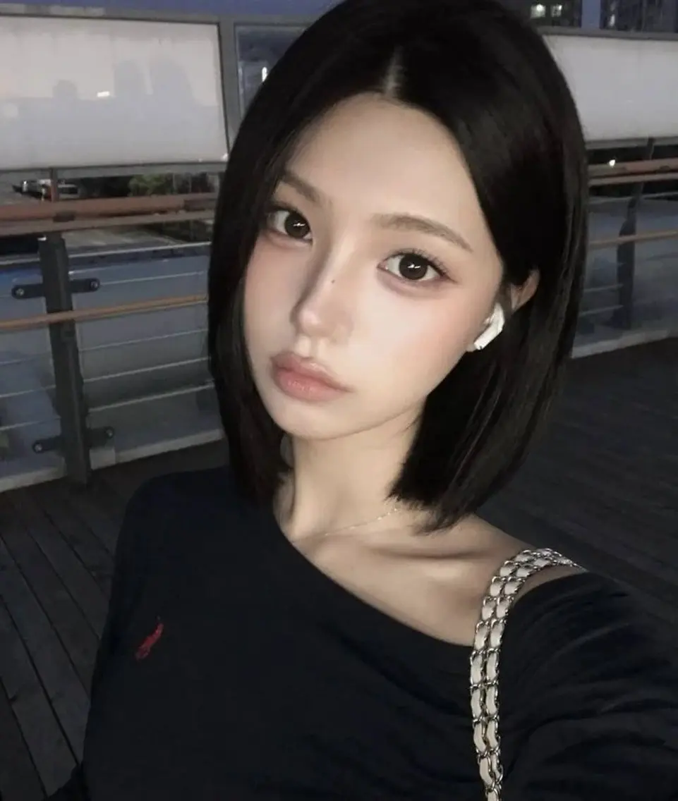 ショート 坂田 奈菜子のヘアスタイル