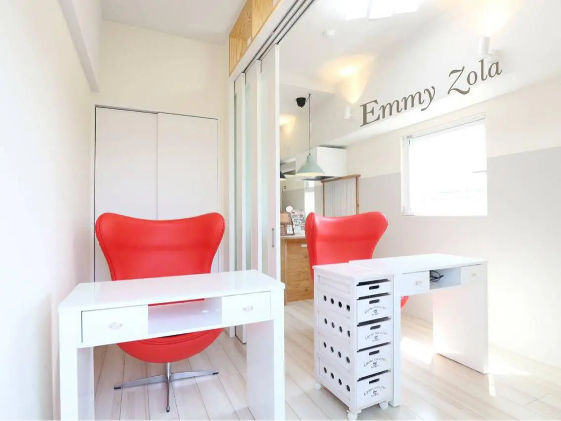 ネイル ネイルサロン Emmy  Zolaのネイルデザイン