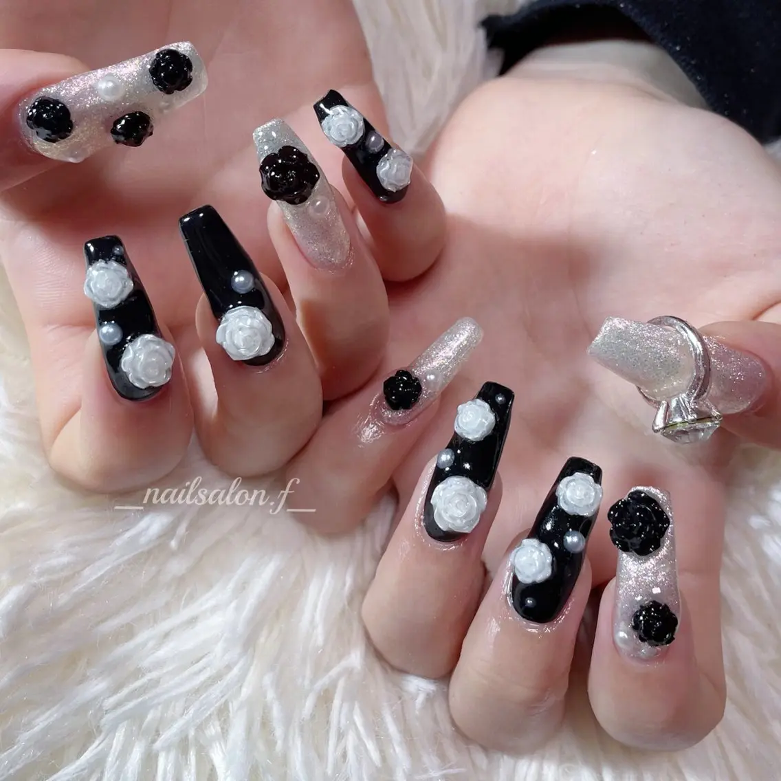 ネイル 成人式 ハンドネイル Nailsalon Fのネイルデザイン