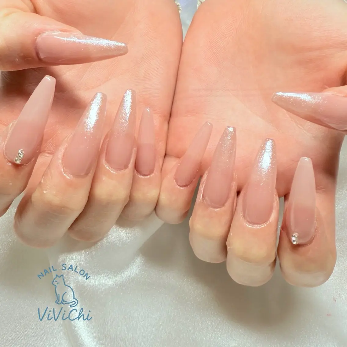 ネイル ハンドネイル ViViChi 梨帆のネイルデザイン