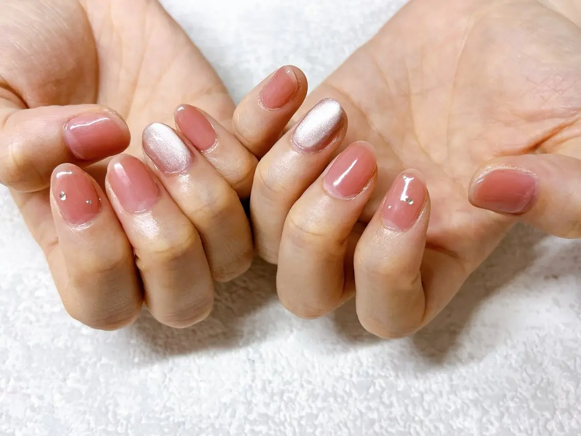 ネイル オーロラネイル フットネイル フレンチネイル ジェルネイル 韓国ネイル mogunail &blowのネイルデザイン