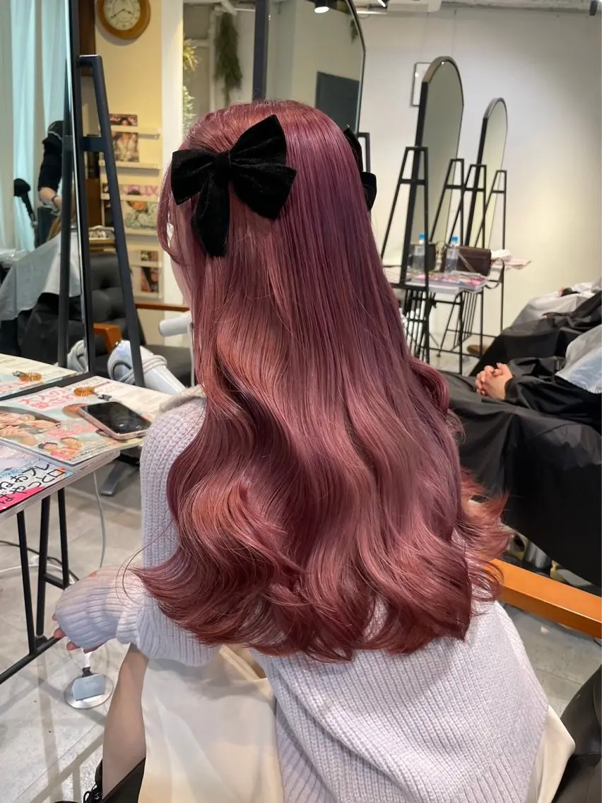 ロング カラー ベージュカラー ピンクカラー ピンクベージュ ‎Lby home 🪽mikuのヘアスタイル