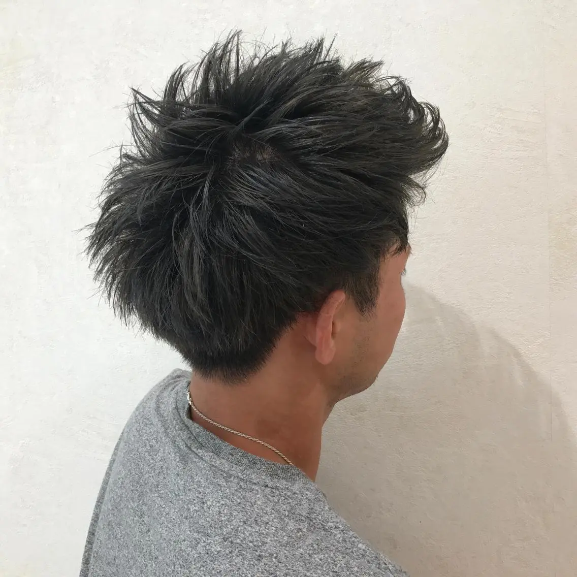 ショート カラー メンズ ブルーカラー ブルージュ ネイビーカラー Vir by browのヘアスタイル