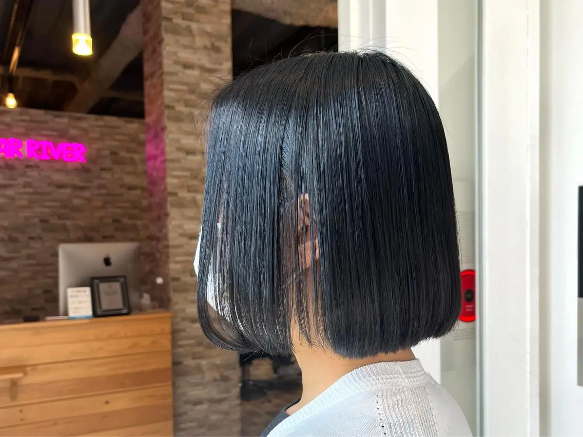 ミディアム カラー ヘアカラー&縮毛矯正 STAR☆RIVERのヘアスタイル