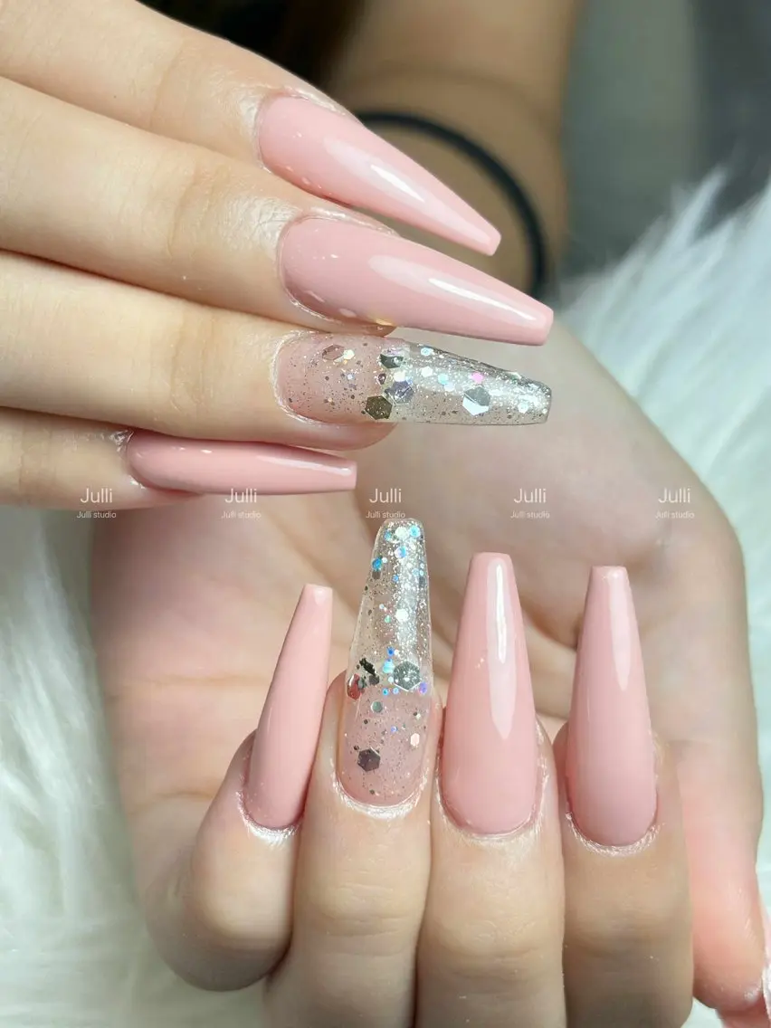 ネイル フレンチネイル ジェルネイル キラキラネイル 韓国ネイル レース Julli NailStudioのネイルデザイン