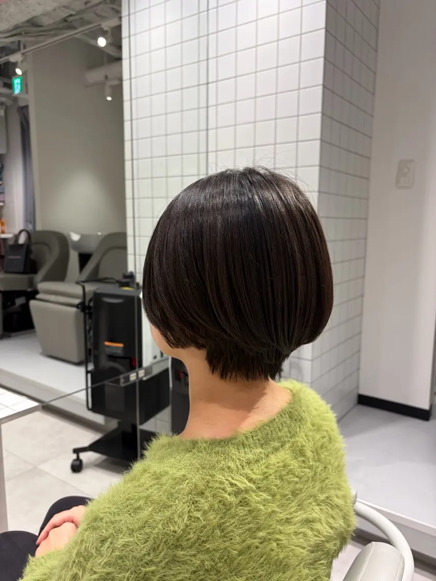 ショート ショートボブ ボブ ショートヘア レイヤー♡ 石川優奈のヘアスタイル
