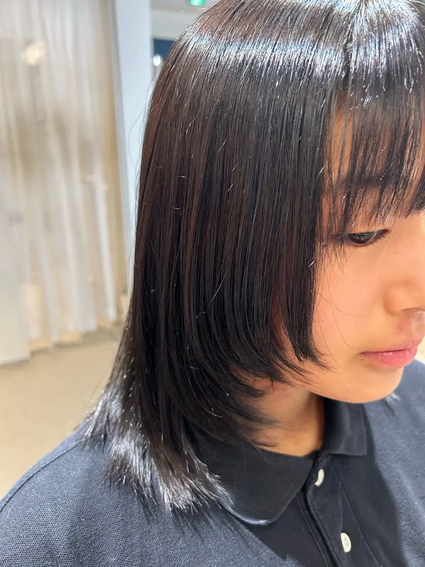 セミロング レイヤーカット 艶髪/韓国風🤍🖤 小林実央のヘアスタイル