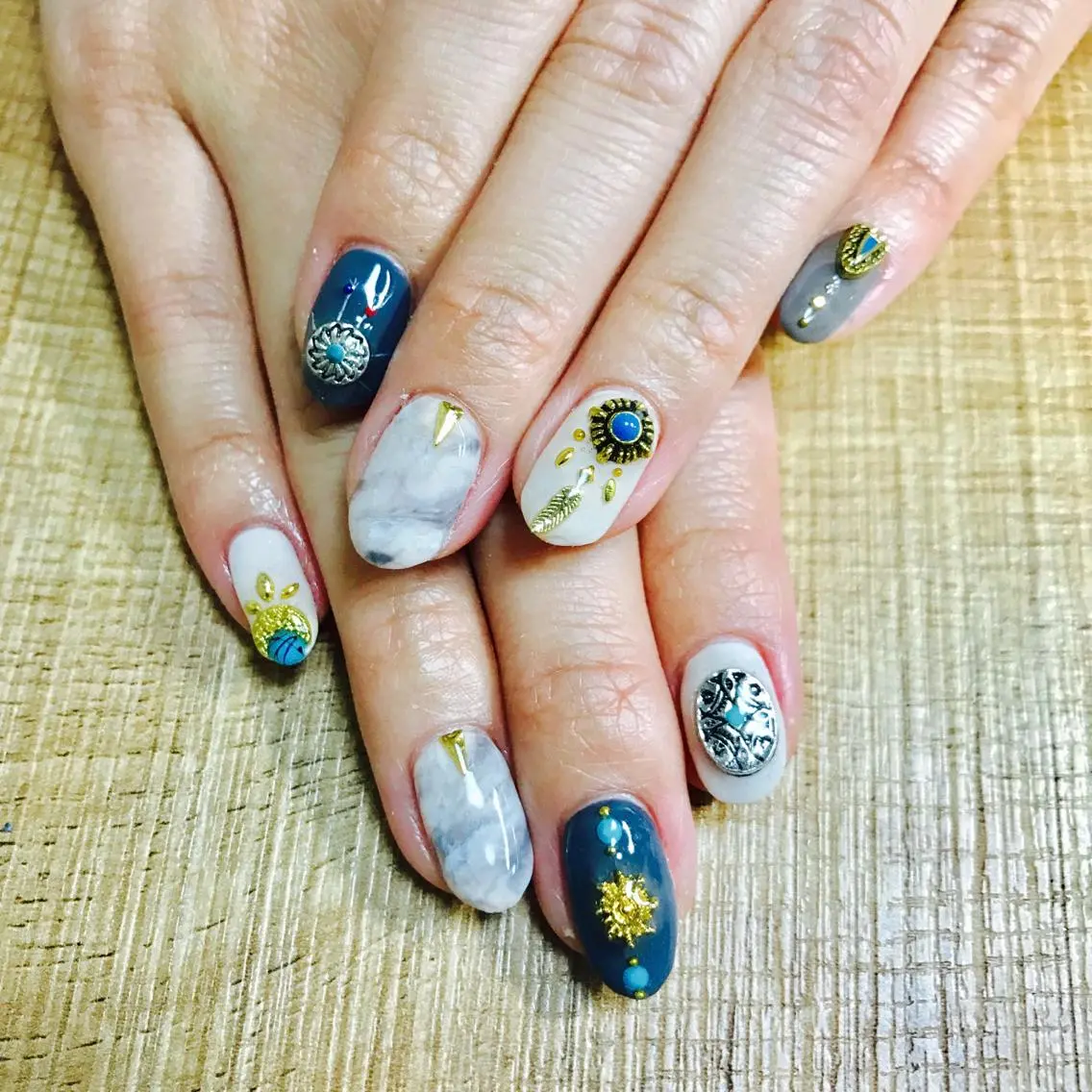 ネイル アートネイル 安藤 Charlotteのネイルデザイン