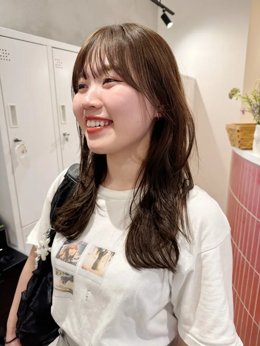 ミディアム カラー カット ヘアカラー トリートメント ❤️アヤカ レイヤーカット❤️のヘアスタイル