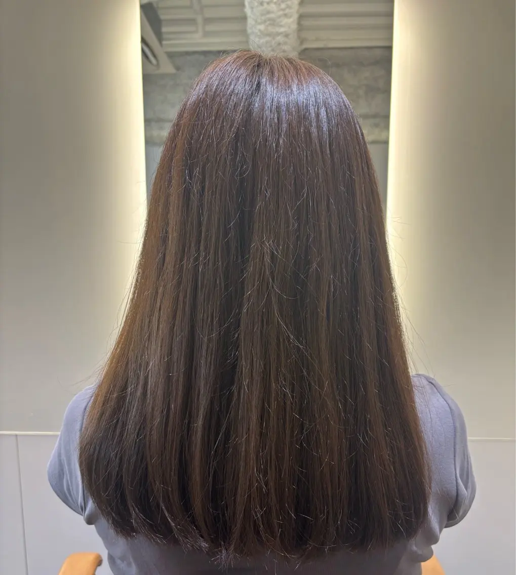 ロング カラー ヘアカラー みはな 縮毛矯正のヘアスタイル
