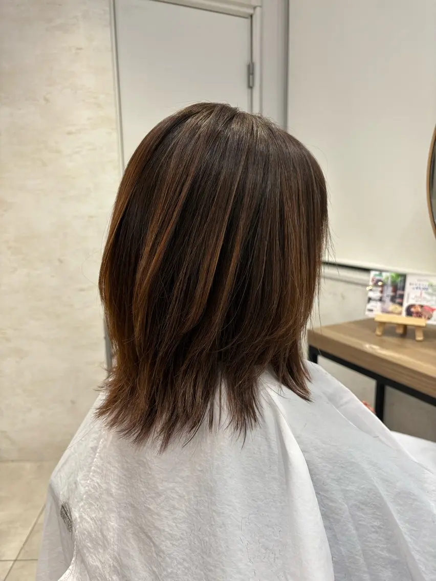 ミディアム ミディアムレイヤー レイヤーカット 🌺艶ハイトーン/深 みカラー/Noa🌺のヘアスタイル