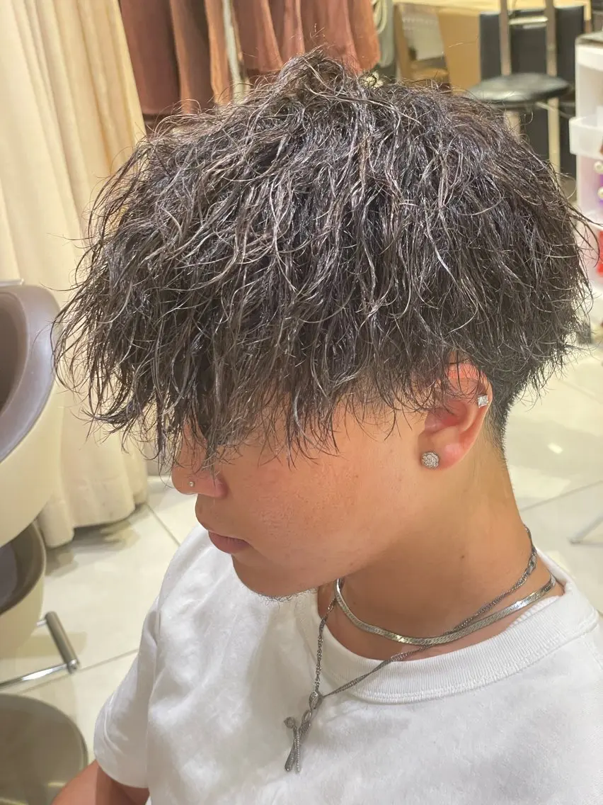 パーマ メンズ カット パーマ SENA 再現性 パーマと縮毛矯正のヘアスタイル
