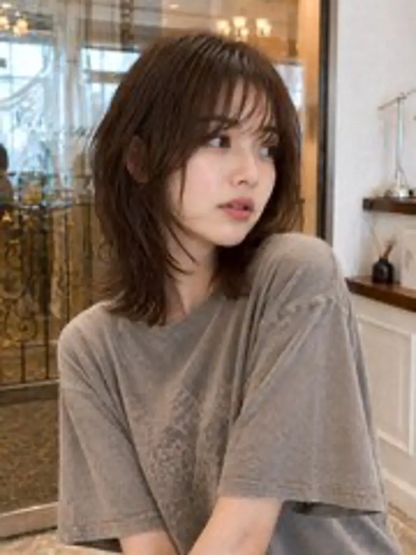 ミディアム 数井 紗良のヘアスタイル
