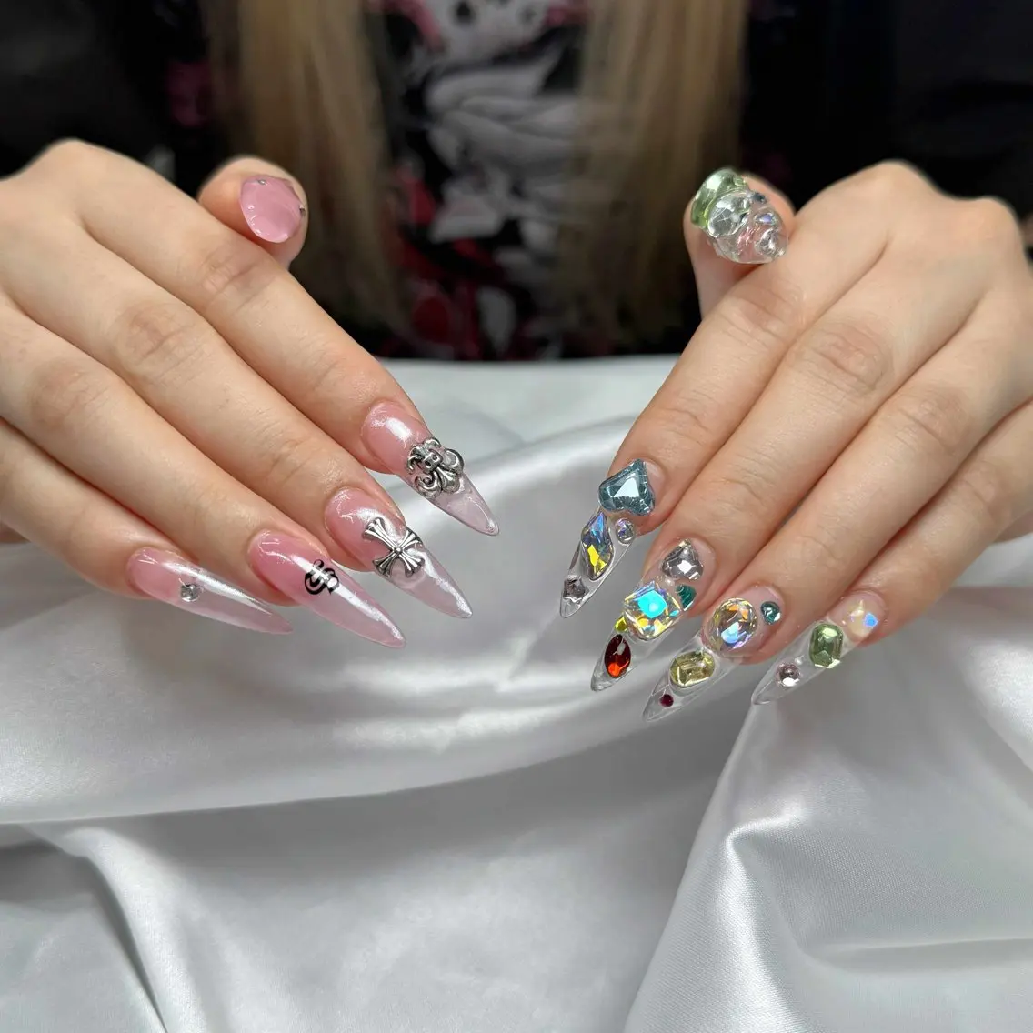 ネイル アートネイル ジェルネイル キラキラネイル 持ち込み シンプルネイル Nova Nail Salonのネイルデザイン