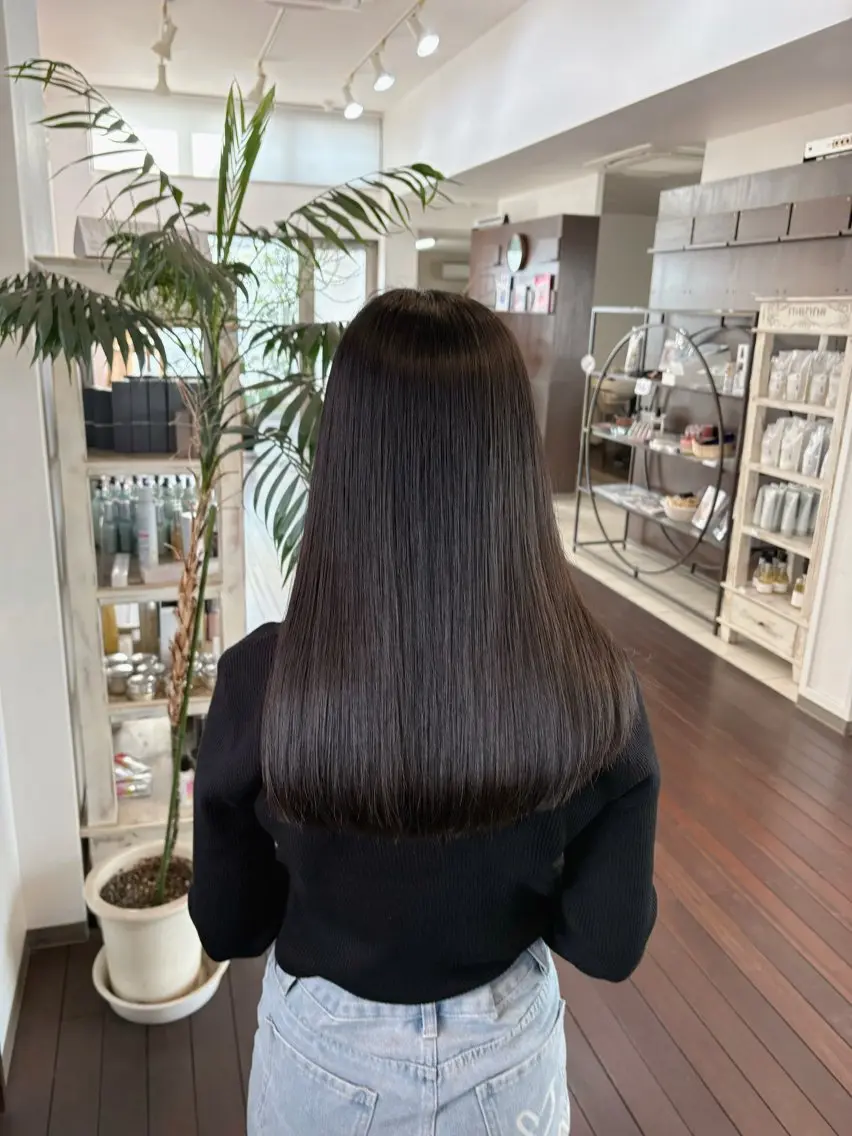 ロング 髪質改善 トリートメント カット 縮毛矯正 出水 裕大のヘアスタイル