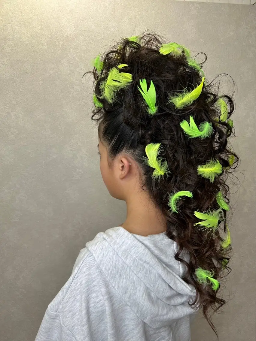 ロング ヘアアレンジ 横路 めぐみのヘアスタイル