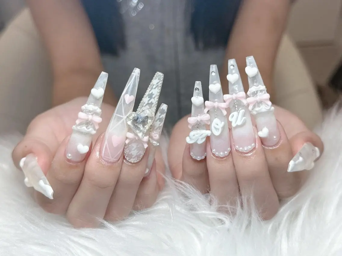 ネイル ハンドネイル ハンドケア Anh Nail 歌舞伎町のネイルデザイン