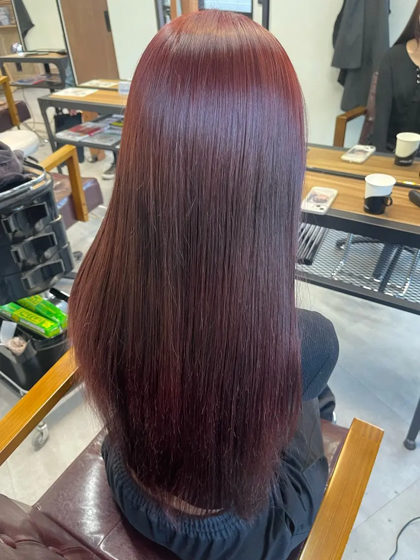 ロング カラー シノザキ キナのヘアスタイル
