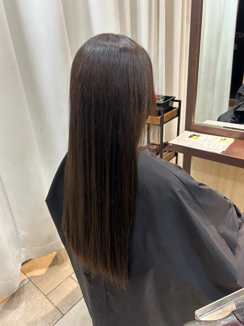 【レディース限定】カット+縮毛矯正✨️※土日祝日+1100円の写真