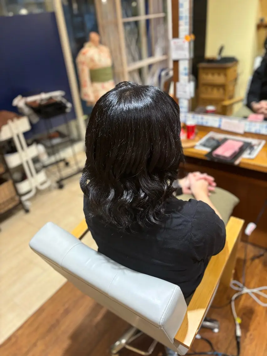 ミディアム カラー 加藤 真衣のヘアスタイル
