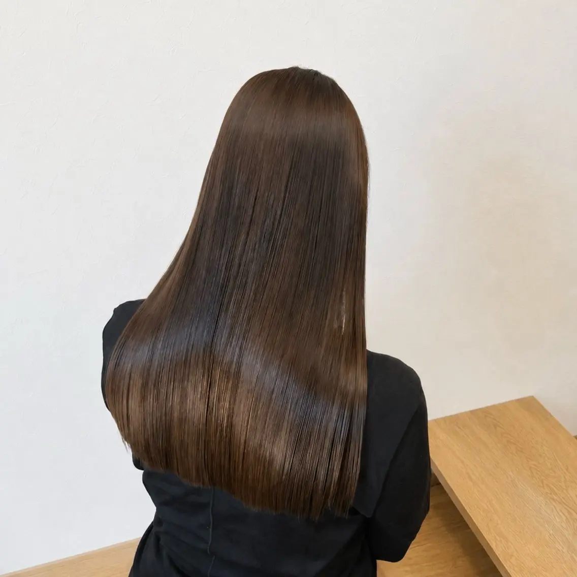 ロング パーマ 縮毛矯正 ストレートパーマ カット 縮毛矯正 艶カラー/レイヤー カット🫧あいりのヘアスタイル