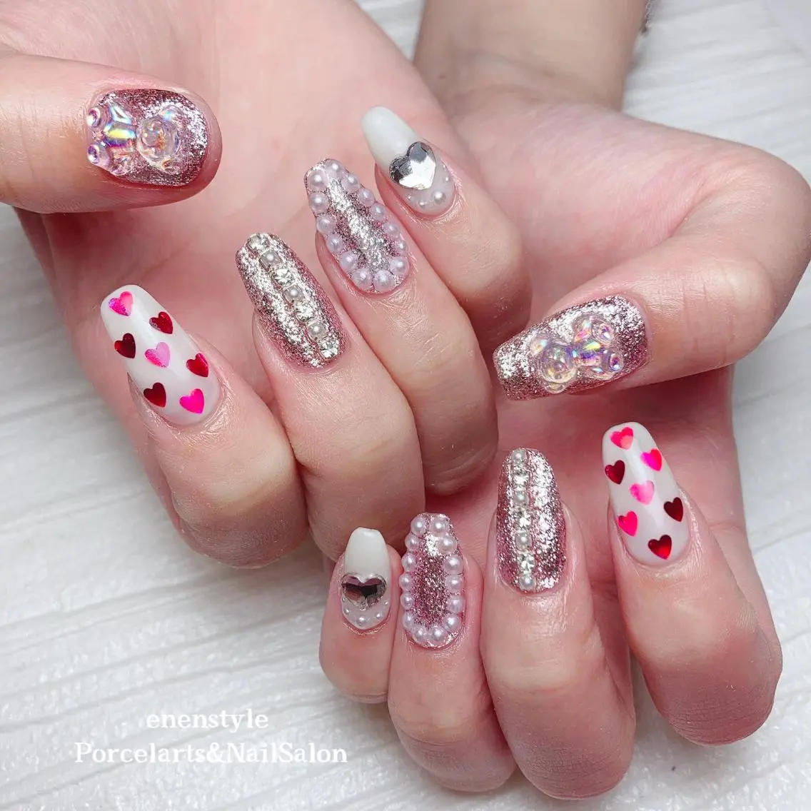 ミディアム ネイル 🐾enen style 🐾のネイルデザイン