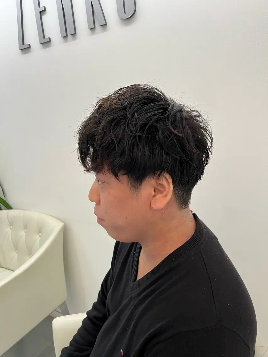 パーマ メンズ カット パーマ トリートメント コテ巻き風パーマ 藤澤　知彌のヘアスタイル