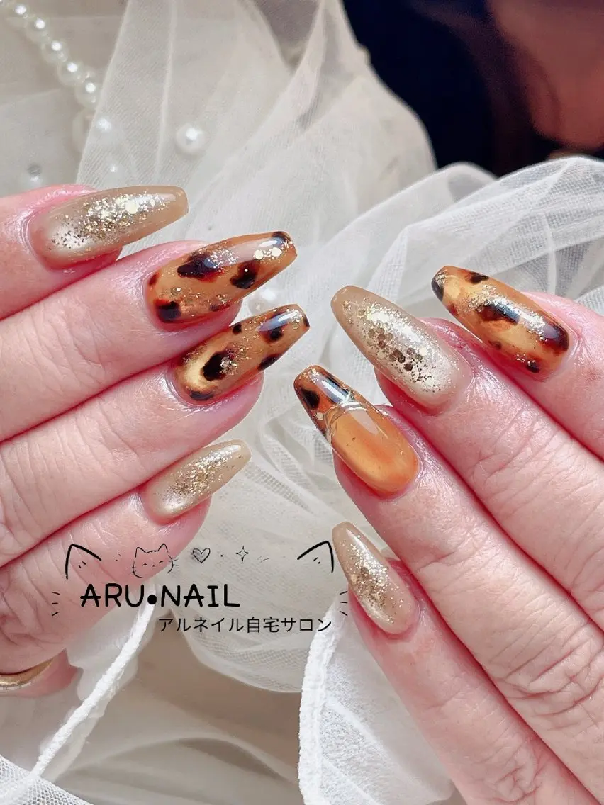 ネイル アートネイル べっ甲ネイル ラメ(グリッター) ARU·NAIL 自宅サロン港区宝神のネイルデザイン