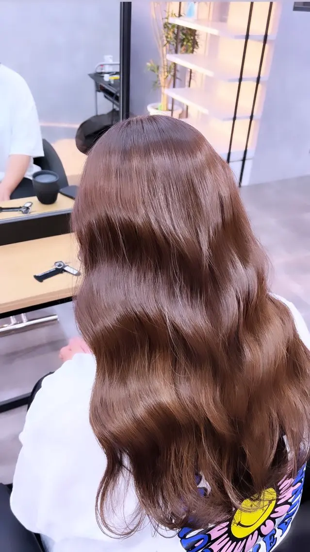 ロング カラー カット ヘアカラー 熊谷 有紗のヘアスタイル